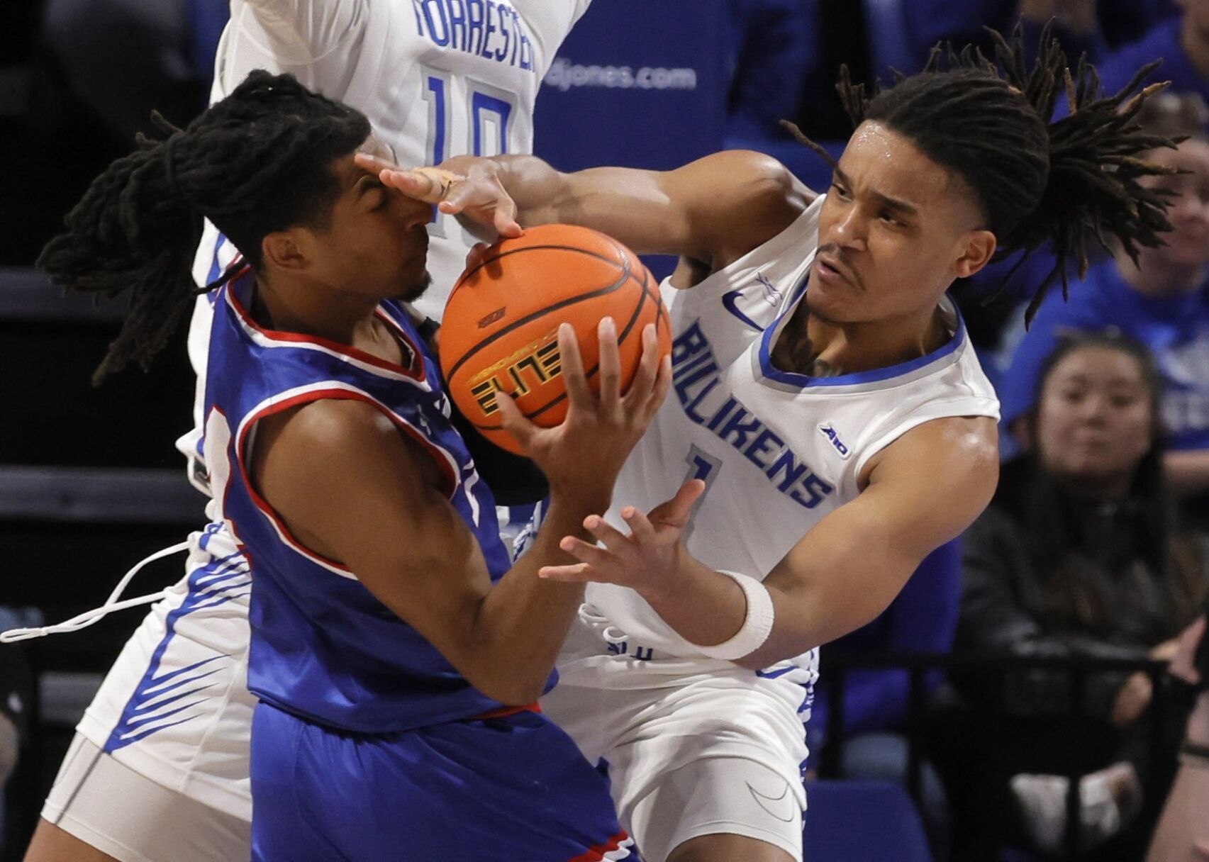 Billikens 80, Tigers 63